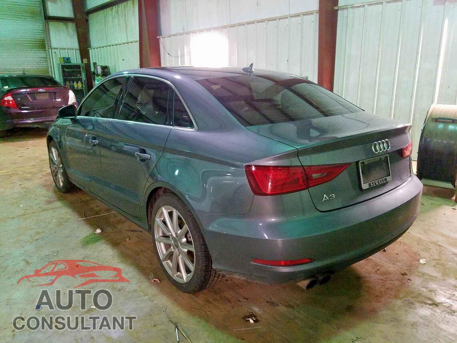 AUDI A3 2015 - WAUCCGFF0F1075614