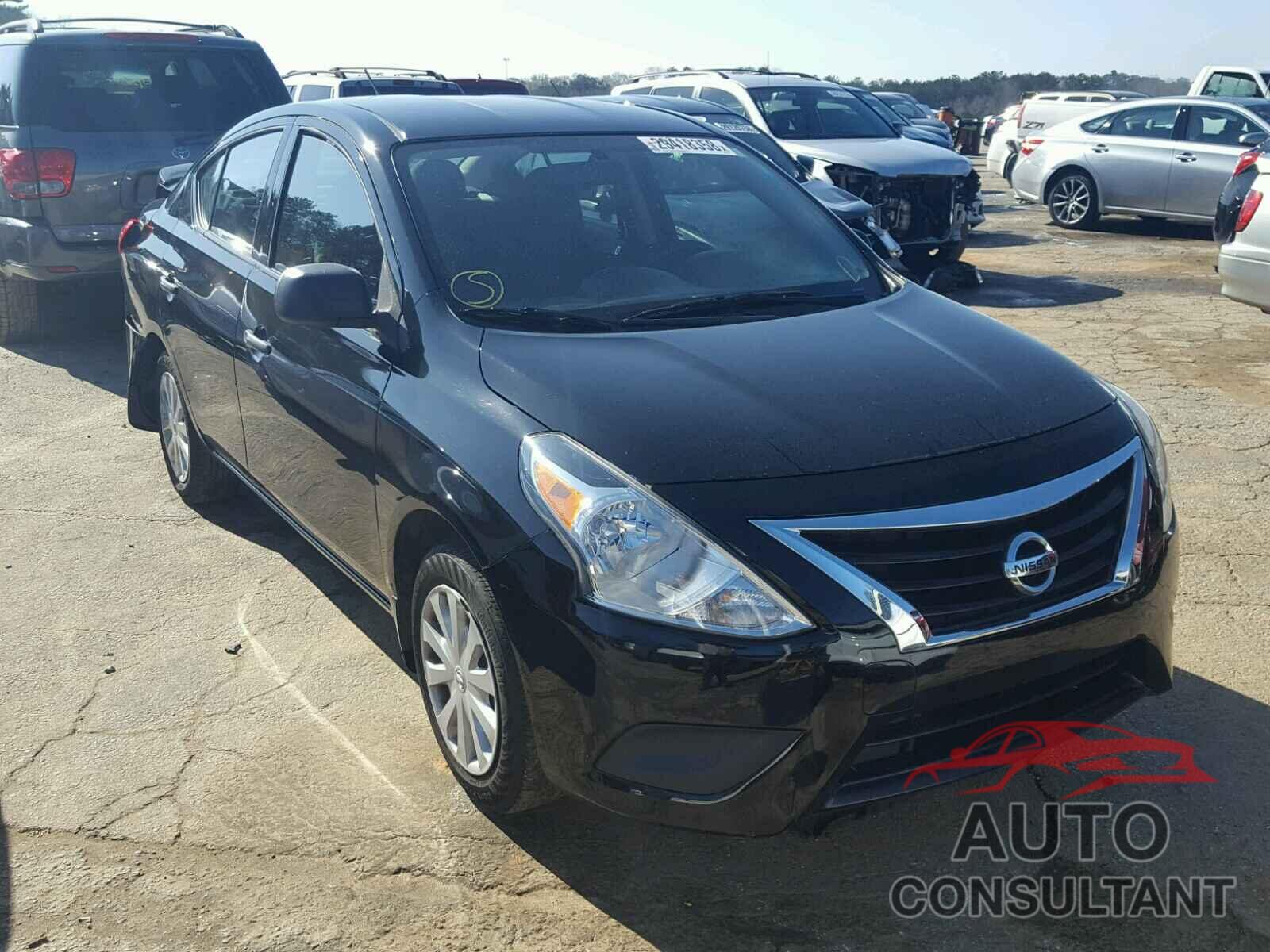 NISSAN VERSA 2015 - 3N1CN7AP0FL818782