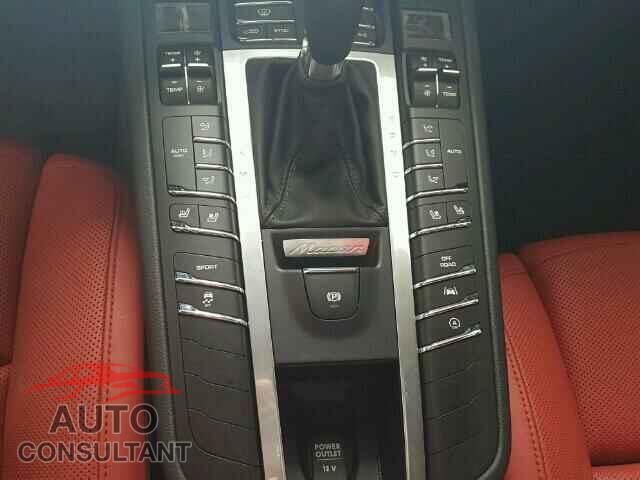 PORSCHE MACAN 2017 - WP1AA2A58HLB00735