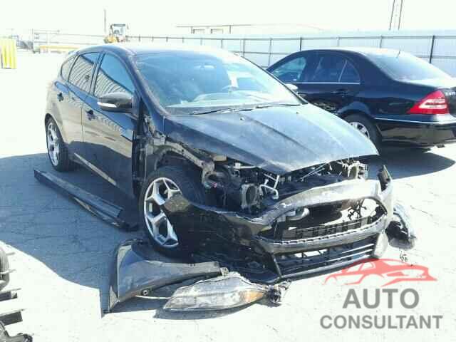 FORD FOCUS 2015 - 1FADP3L97FL358511