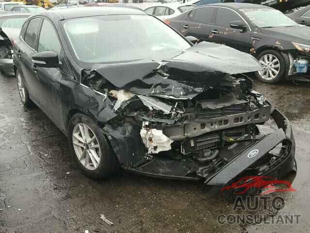 FORD FOCUS 2015 - 1FADP3K26FL241507