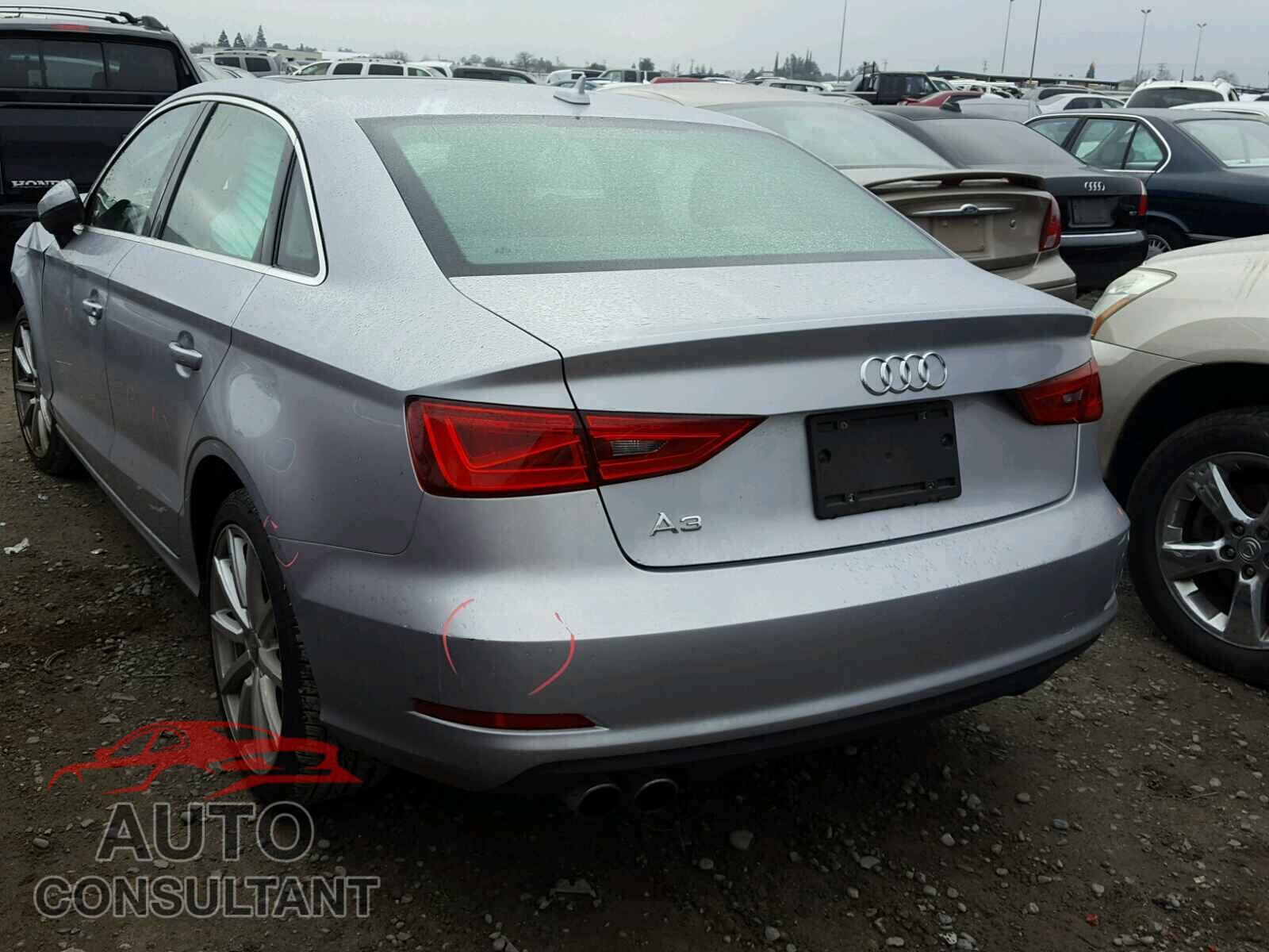 AUDI A3 2015 - WAUCCGFF9F1040943