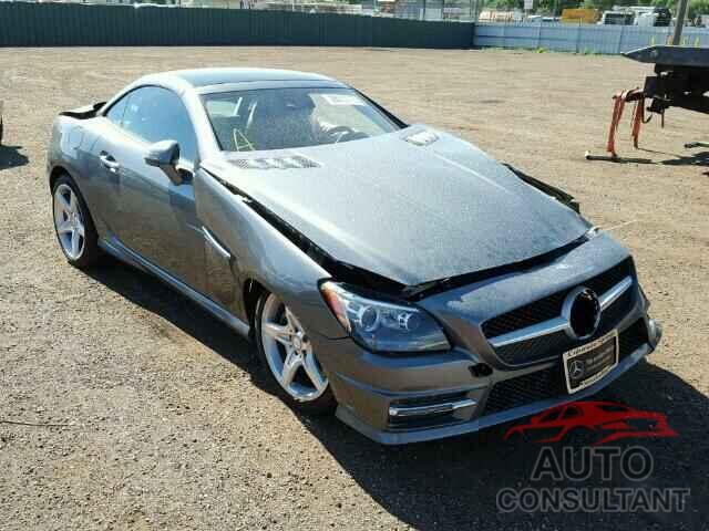 MERCEDES-BENZ SLK300 2016 - WDDPK3JA8GF120224