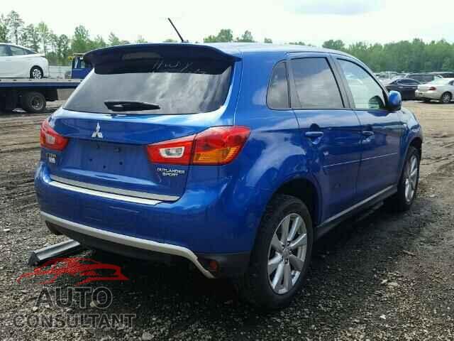 MITSUBISHI OUTLANDER 2015 - 4A4AP3AUXFE014267