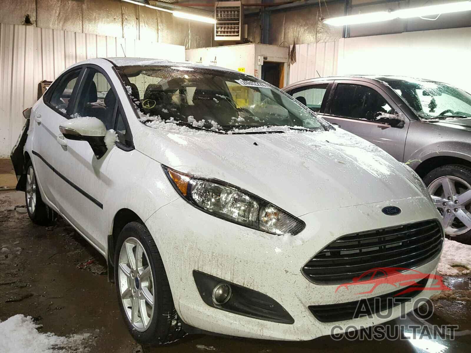 FORD FIESTA 2015 - 3FADP4BJ8FM225689