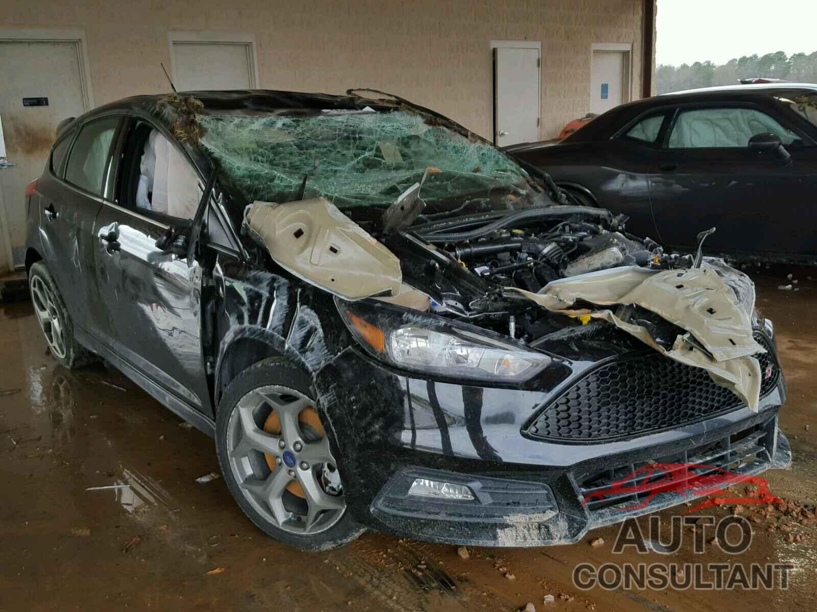 FORD FOCUS 2017 - 1FADP3L93HL208060