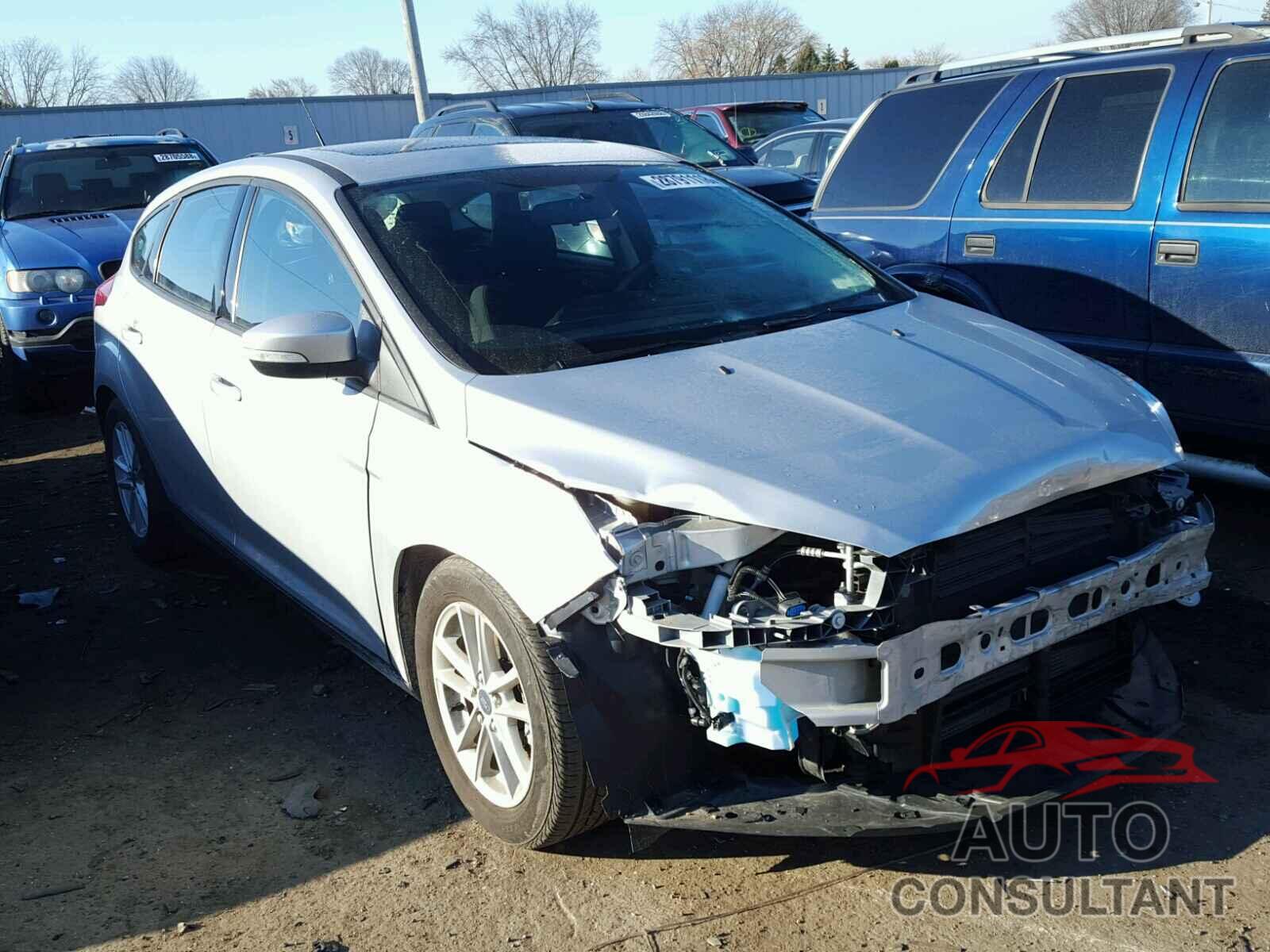 FORD FOCUS 2016 - 1FADP3K26GL270622