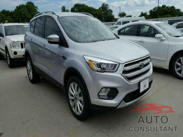 FORD ESCAPE 2017 - 1FMCU0J97HUD52832