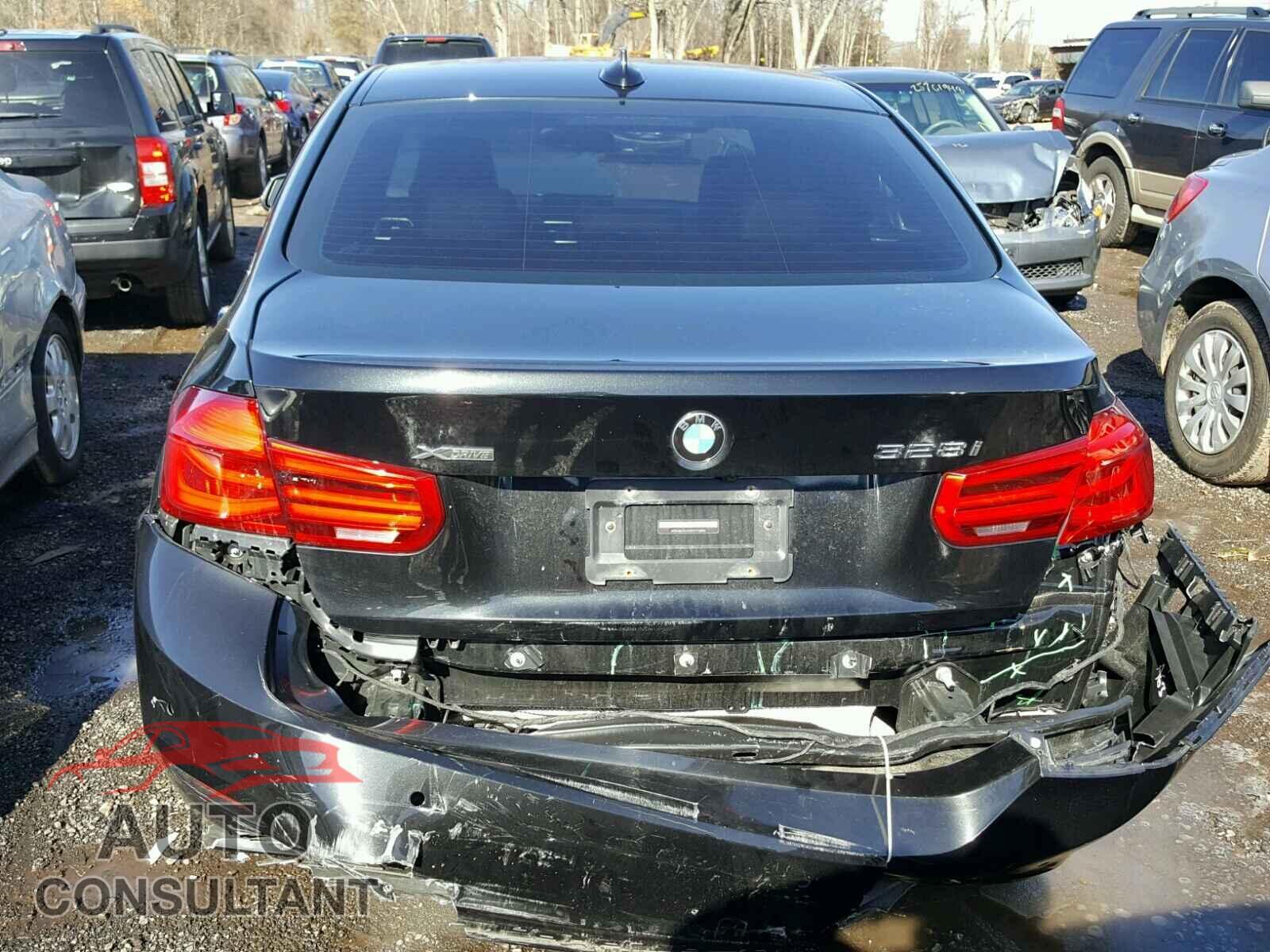 BMW 3 SERIES 2016 - WBA8E3G52GNT76006