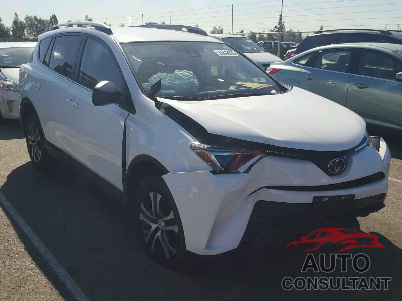 TOYOTA RAV4 2017 - JTMZFREV8HJ101159