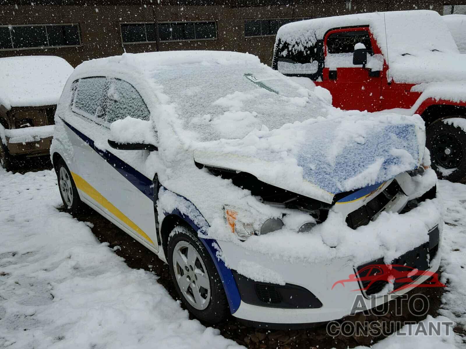 CHEVROLET SONIC 2016 - 1G1JA6SH6G4156465