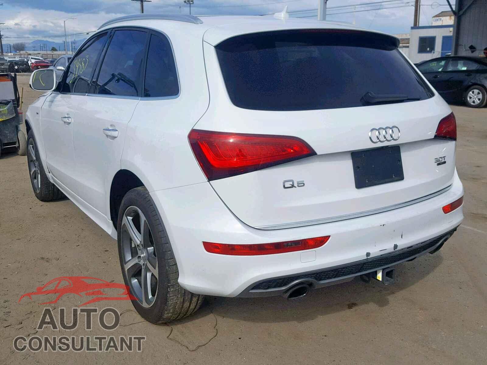 AUDI Q5 2017 - KM8K1CAA1MU611843