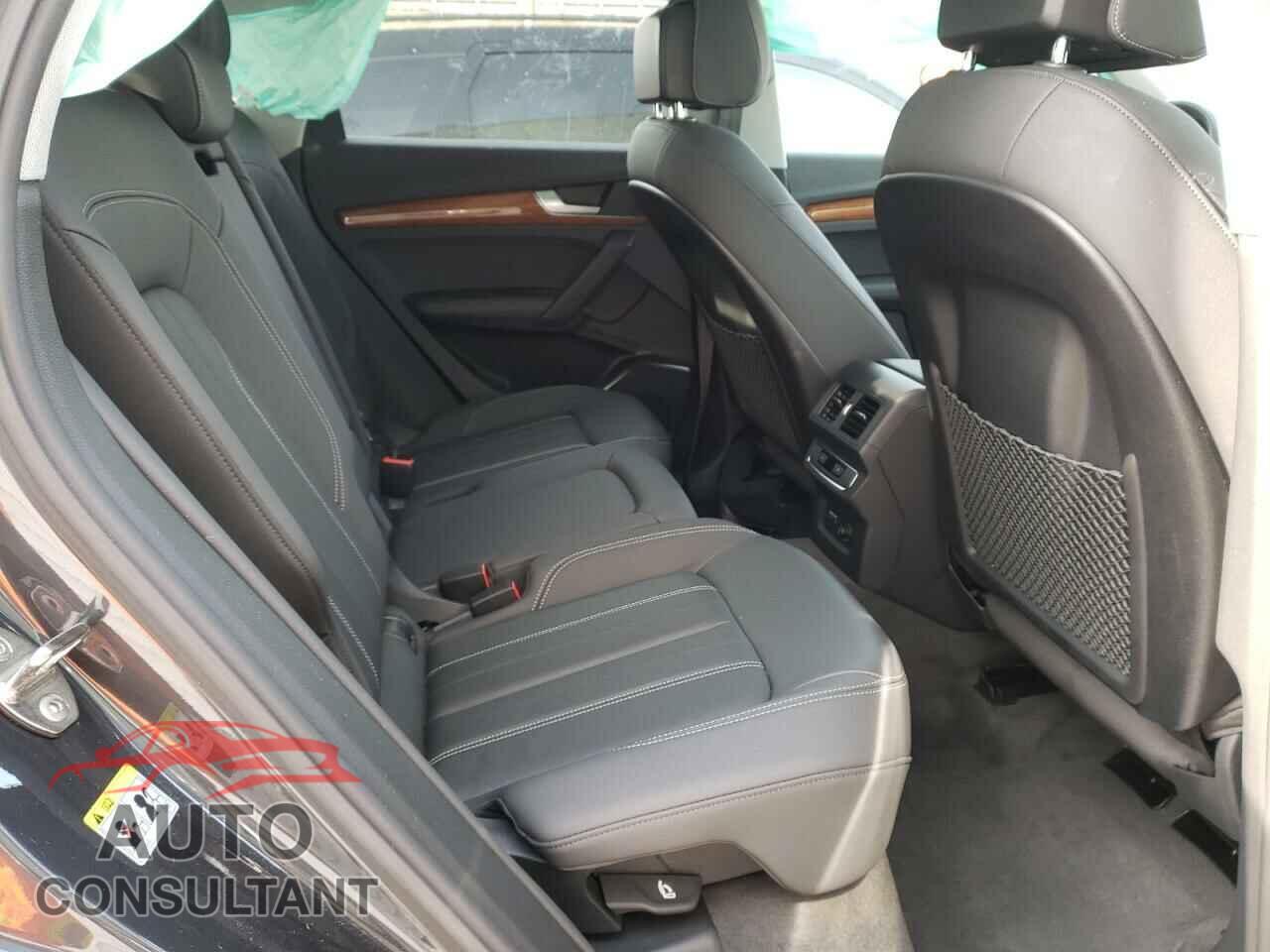 AUDI Q5 2021 - WA1BAAFYXM2054564