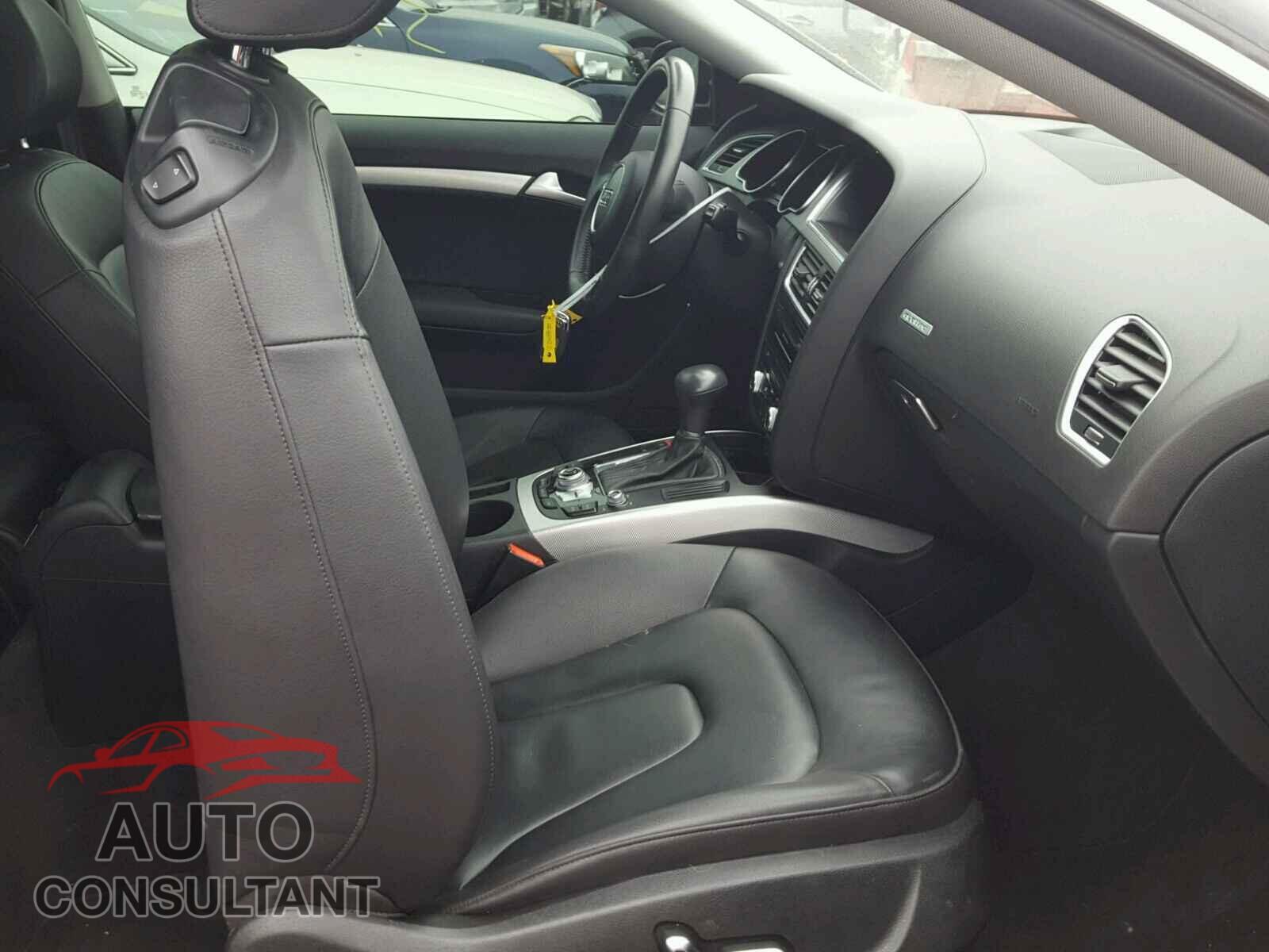 AUDI A5 2015 - WAUCFAFR4FA010506