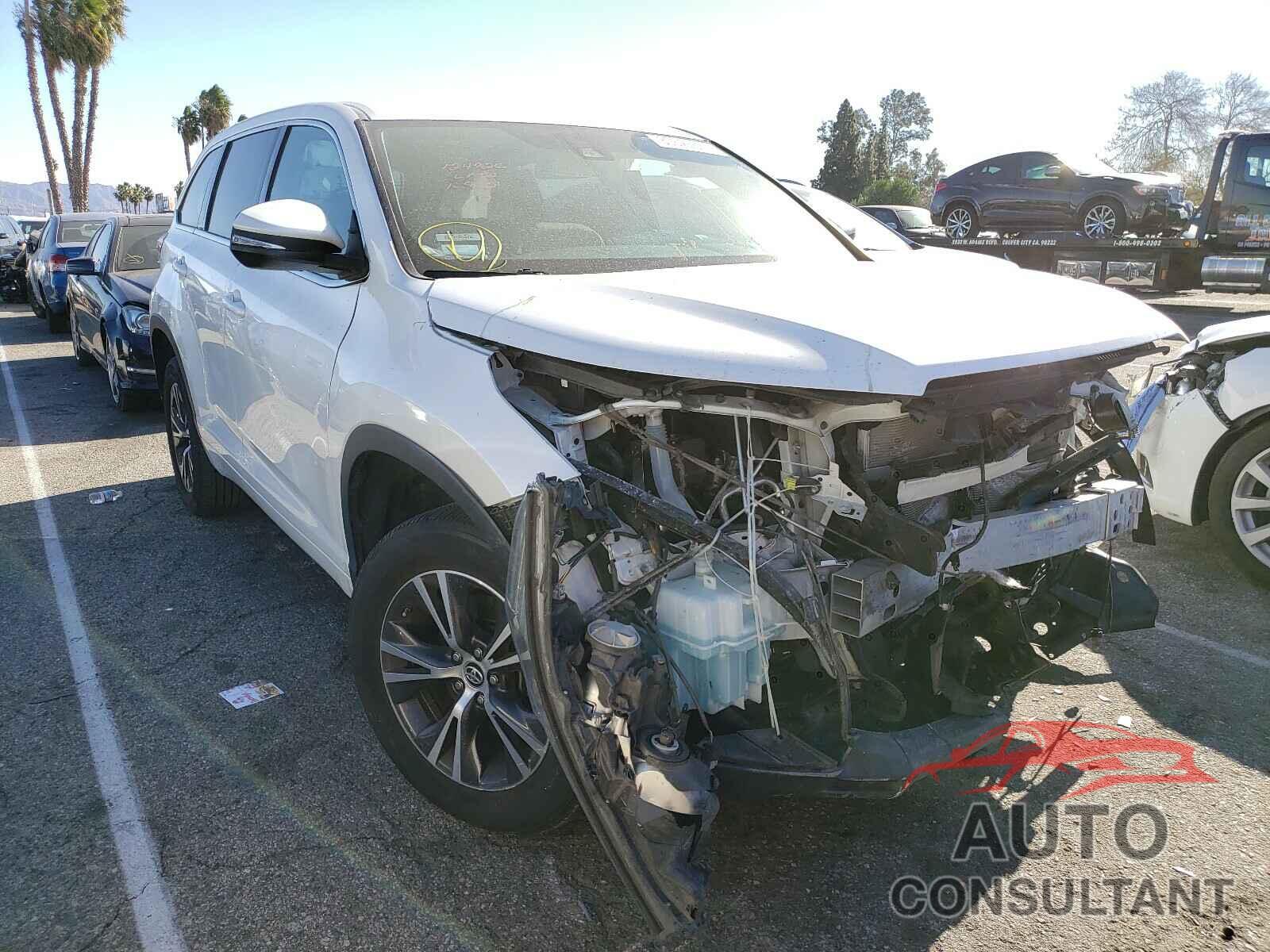 TOYOTA HIGHLANDER 2018 - 5TDZZRFH5JS246314