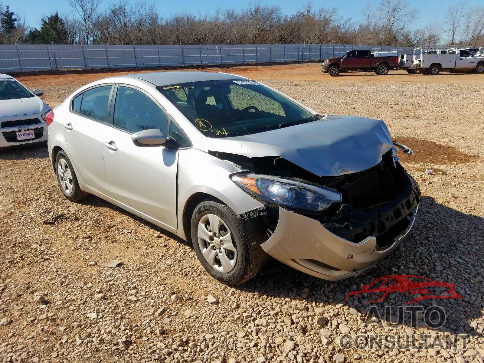 KIA FORTE 2016 - KNAFK4A68G5585824