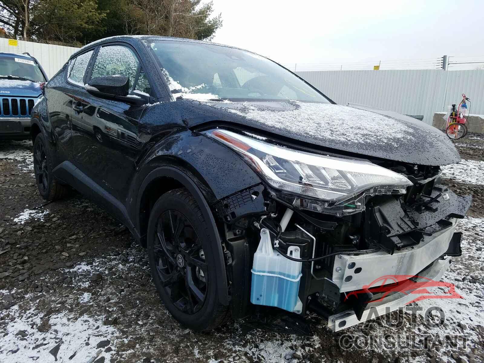 TOYOTA C-HR 2021 - JTNKHMBX5M1100562