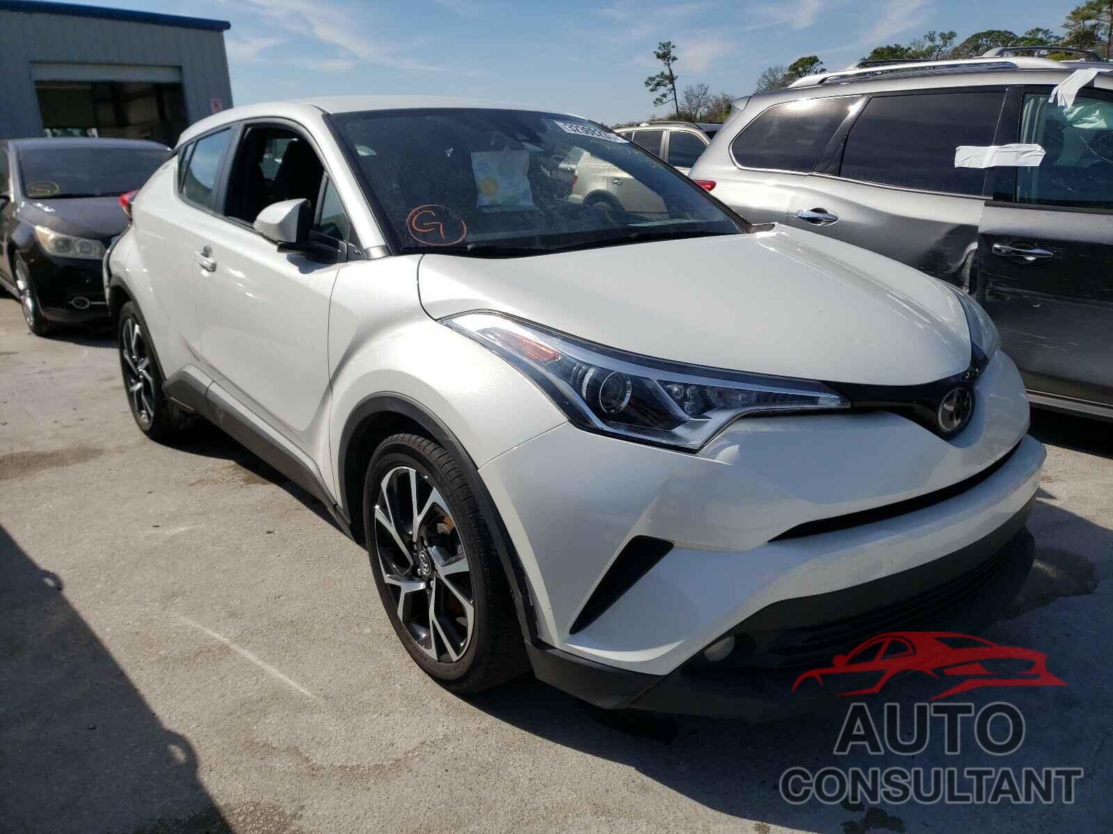 TOYOTA C-HR 2018 - NMTKHMBX0JR060327