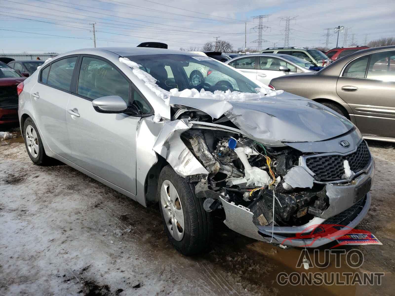 KIA FORTE 2016 - 1N6ED0EB6MN705556