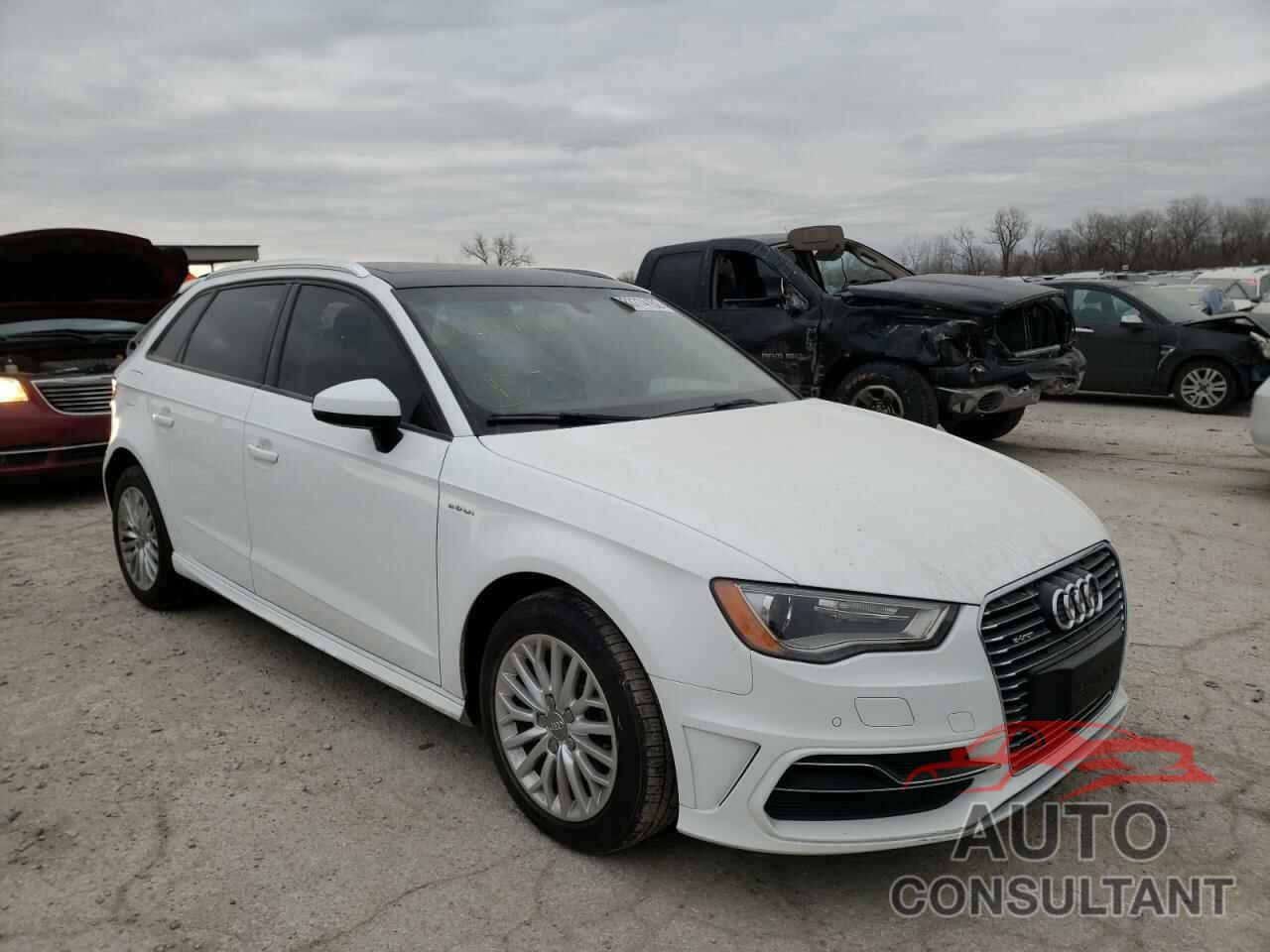 AUDI A3 2016 - WAUVPBFF8GA134894