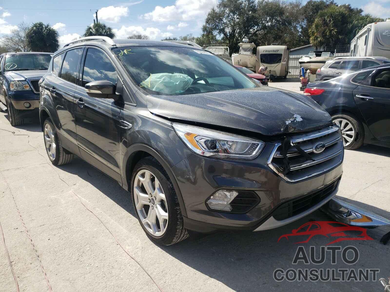 FORD ESCAPE 2017 - 3KPC24A61ME142856