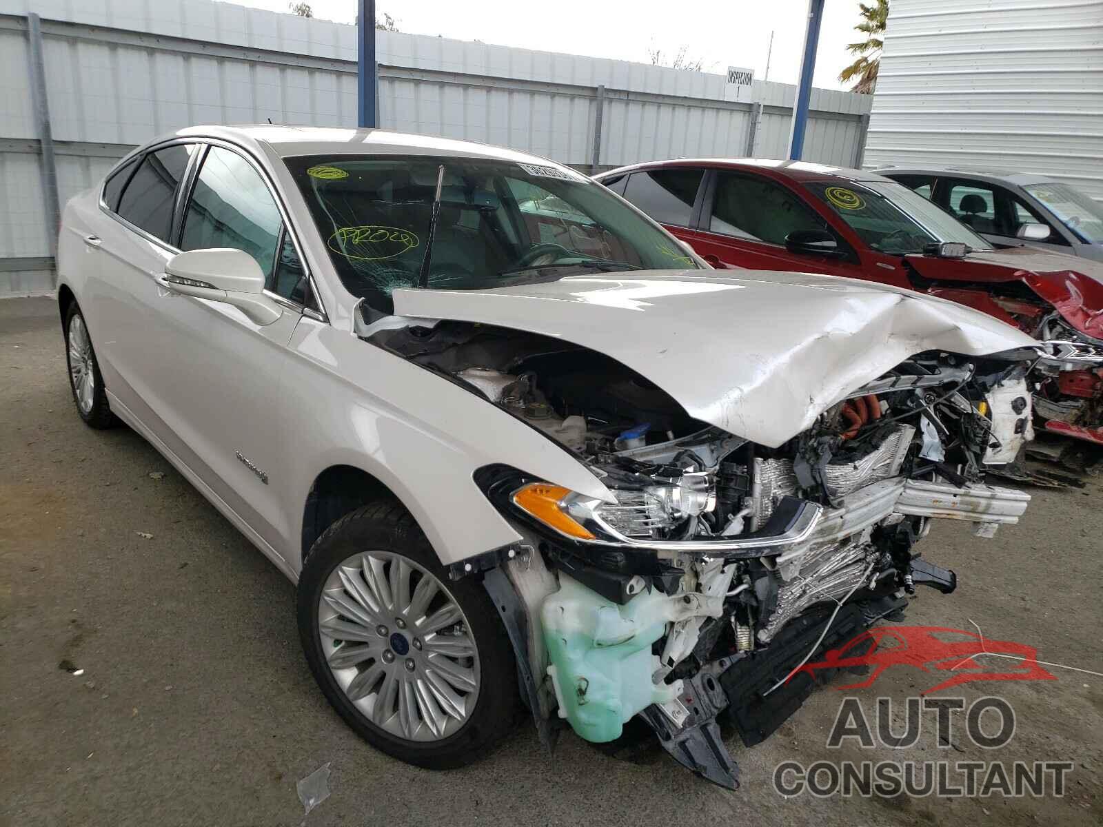 FORD FUSION 2016 - 3FA6P0LU0GR405103