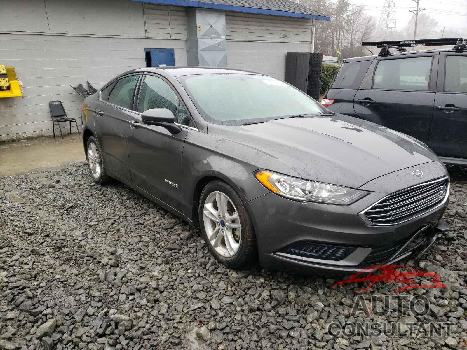 FORD FUSION 2018 - 3FA6P0LU8JR242238