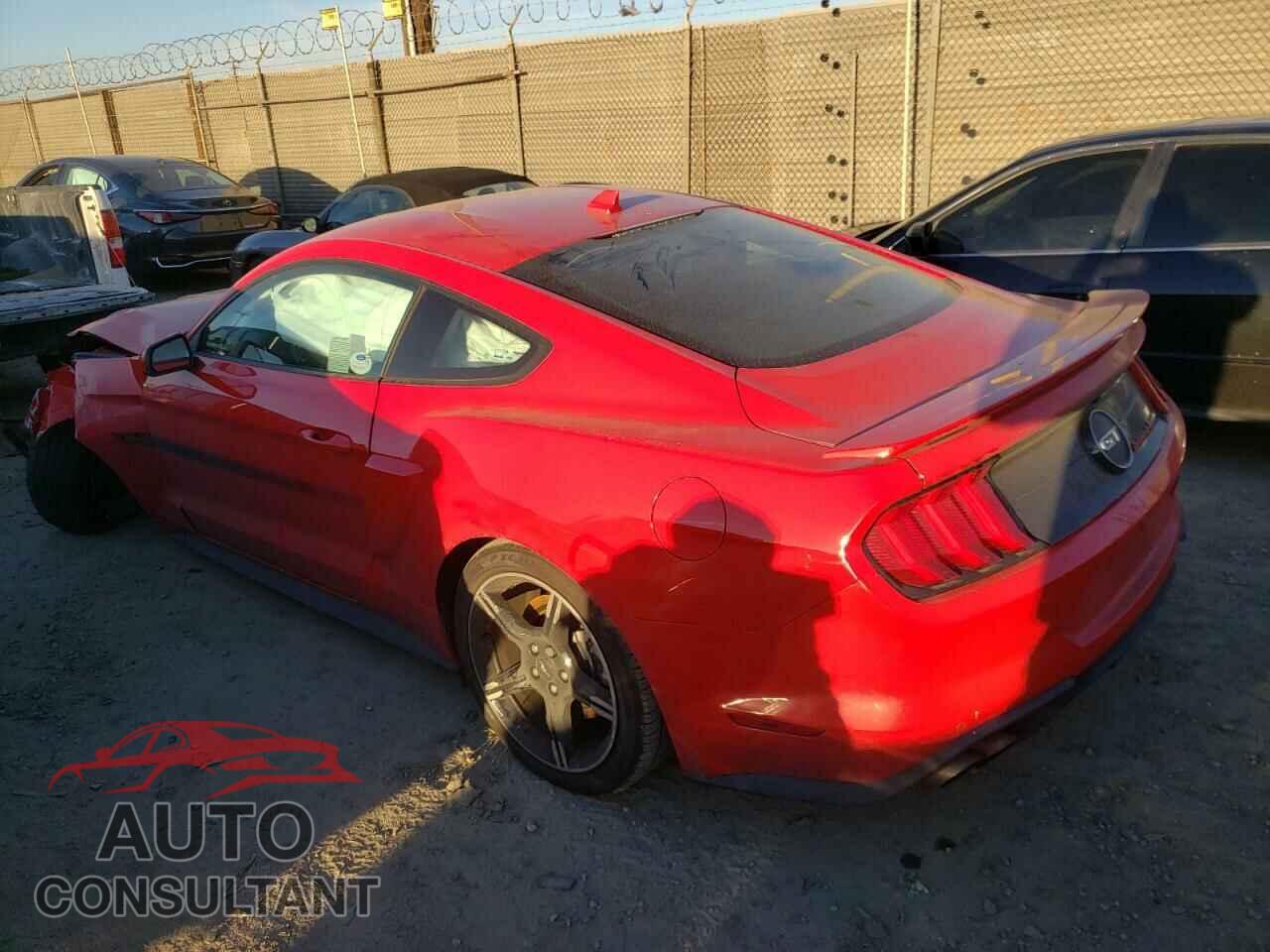 FORD MUSTANG 2021 - 1FA6P8CFXM5137871