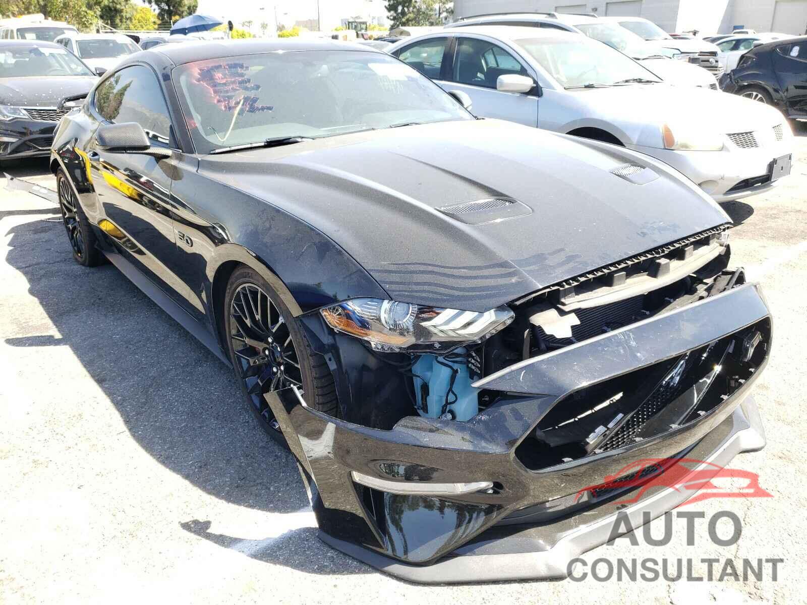 FORD MUSTANG 2018 - 1FA6P8CFXJ5180845