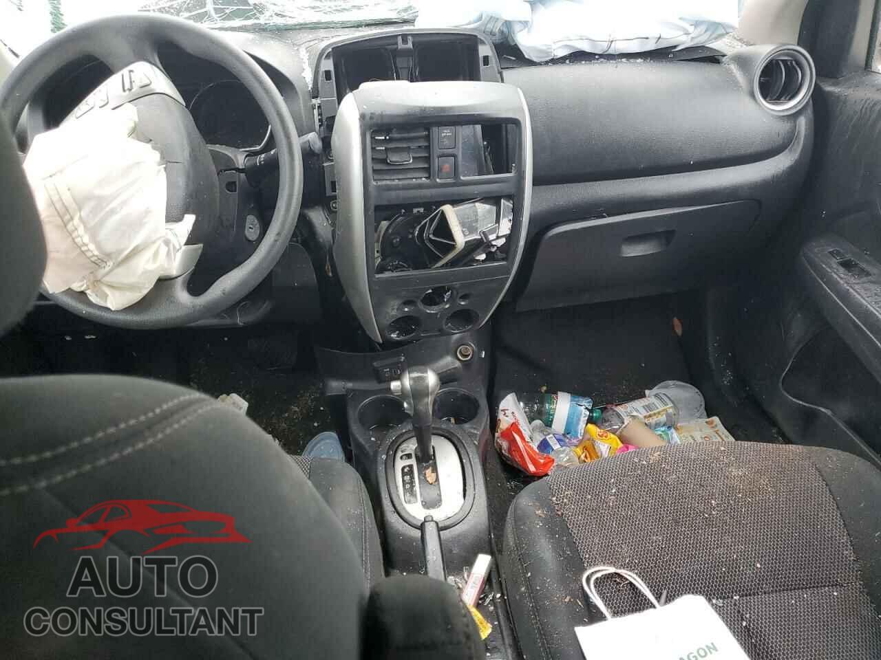 NISSAN VERSA 2019 - 3N1CN7AP3KL817359