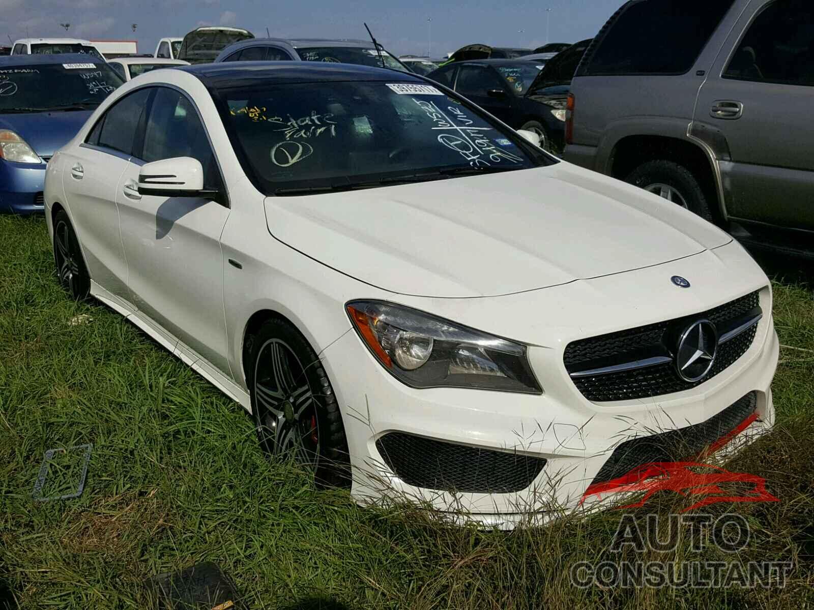 MERCEDES-BENZ CLA 250 2015 - WDDSJ4EB2FN195981