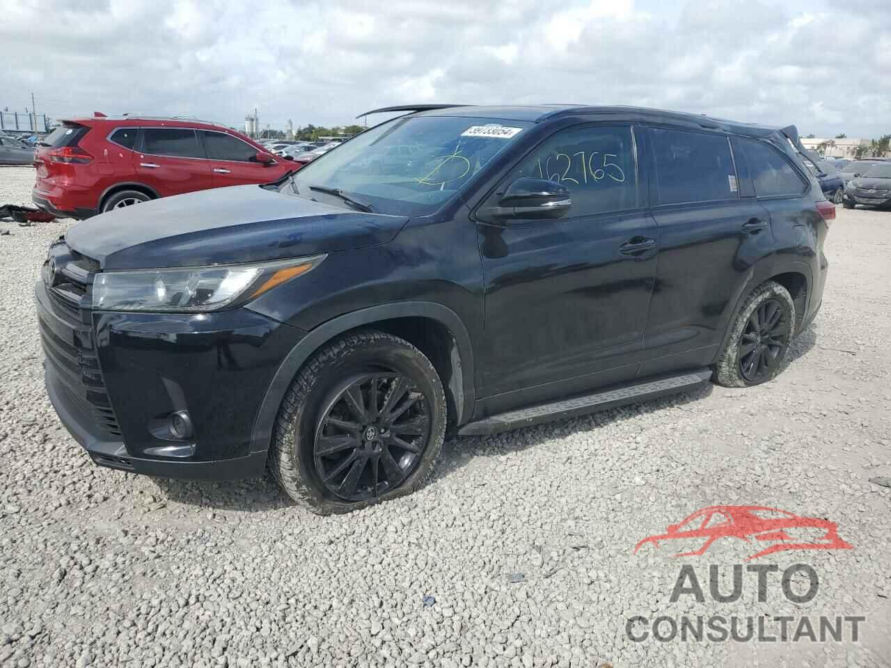 TOYOTA HIGHLANDER 2019 - 5TDKZRFH9KS331028