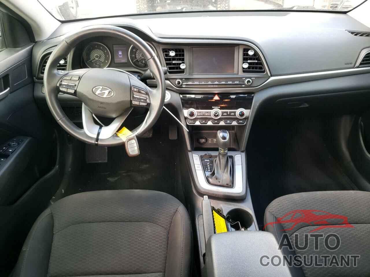 HYUNDAI ELANTRA 2020 - 5NPD84LF8LH540754