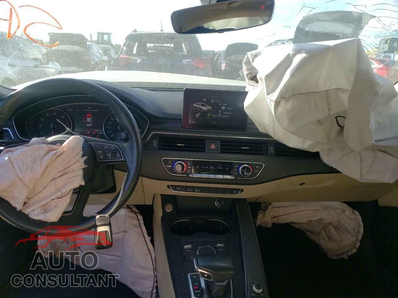 AUDI A4 2018 - WAUKMAF46JA034403