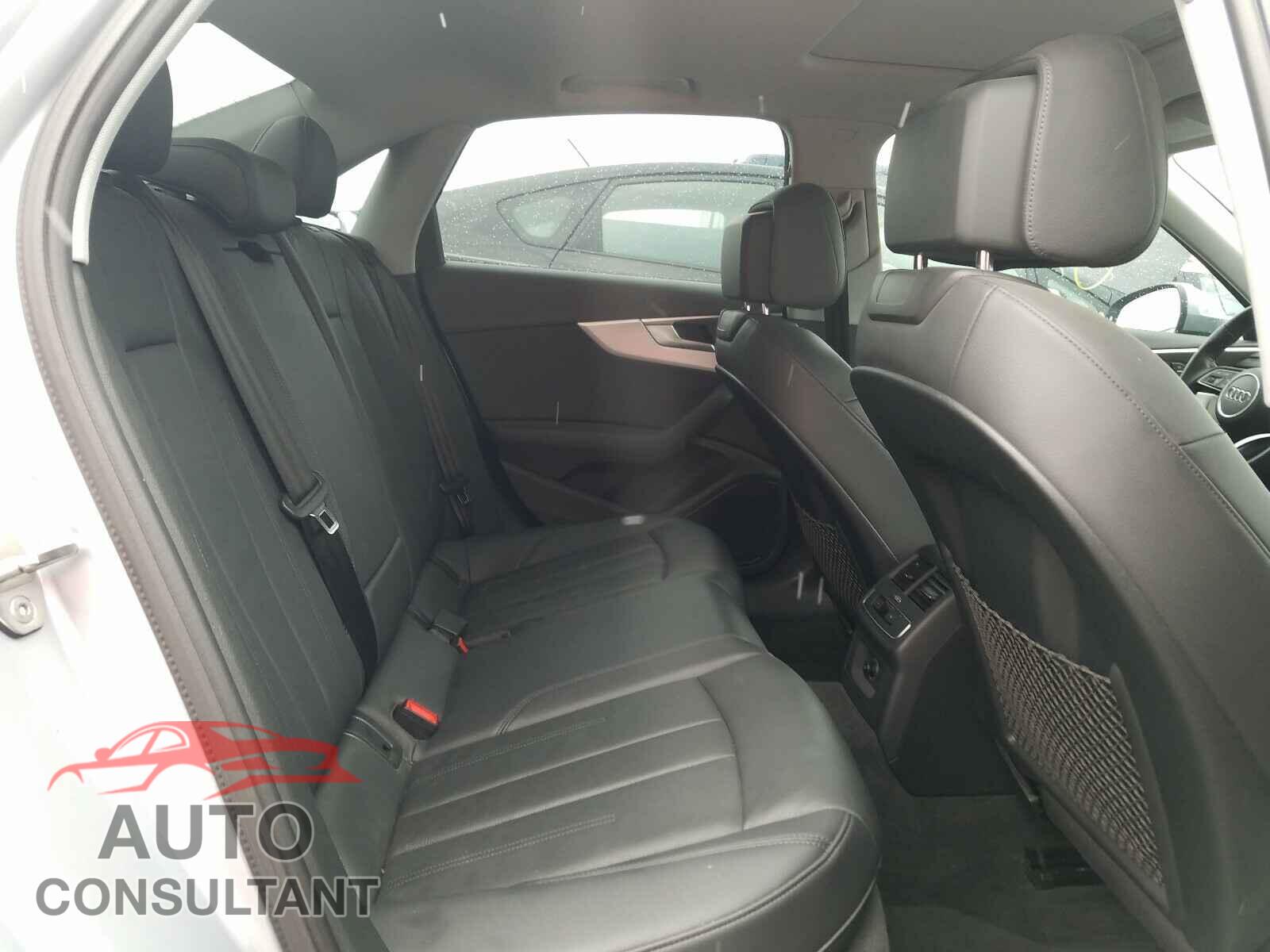 AUDI A4 2017 - WAUDNAF41HN054759