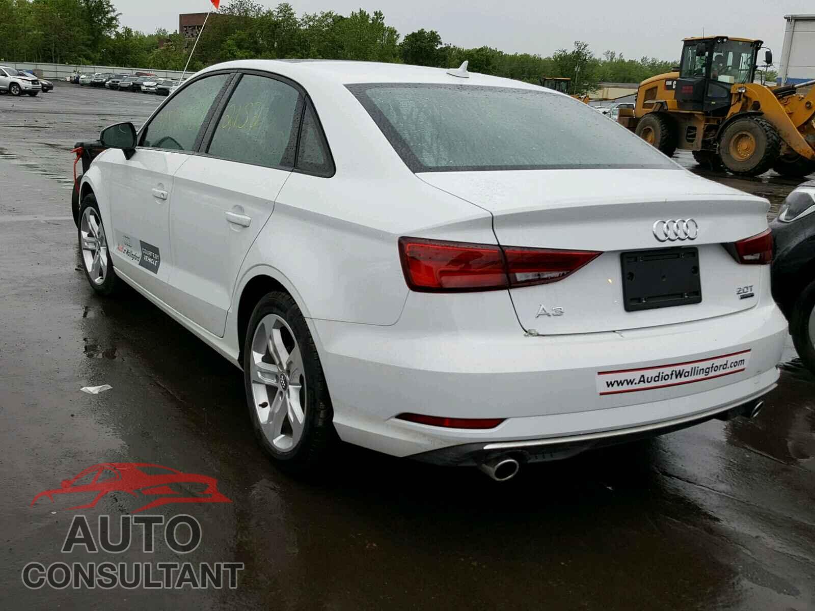 AUDI A3 2017 - WAUB8GFF8H1076655