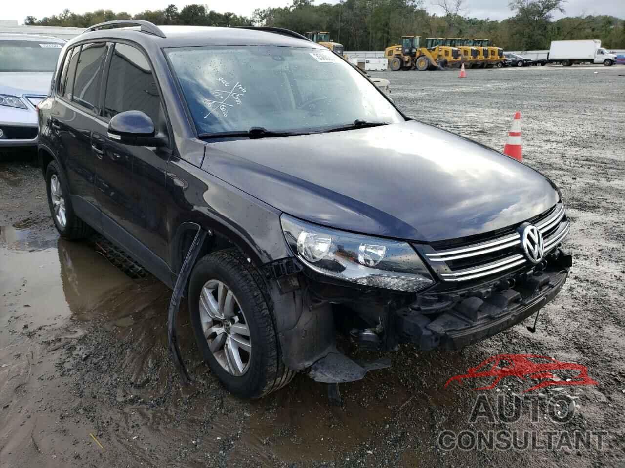 VOLKSWAGEN TIGUAN 2016 - WVGAV7AX4GW570869