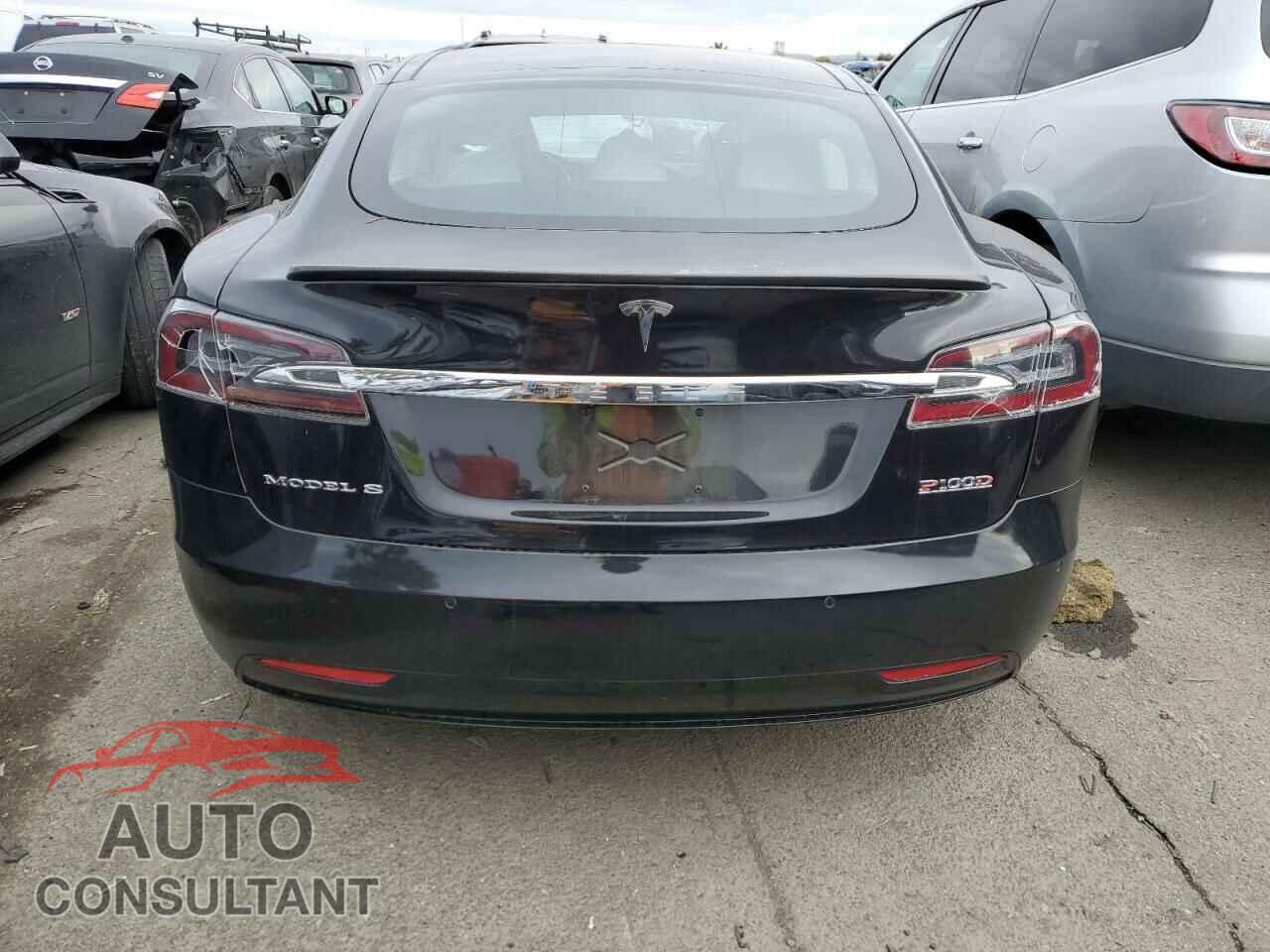TESLA MODEL S 2017 - 5YJSA1E44HF233951