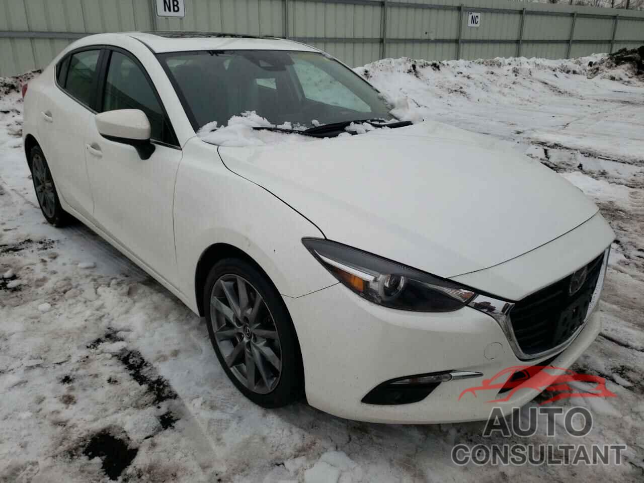 MAZDA 3 2018 - 3MZBN1W38JM171771