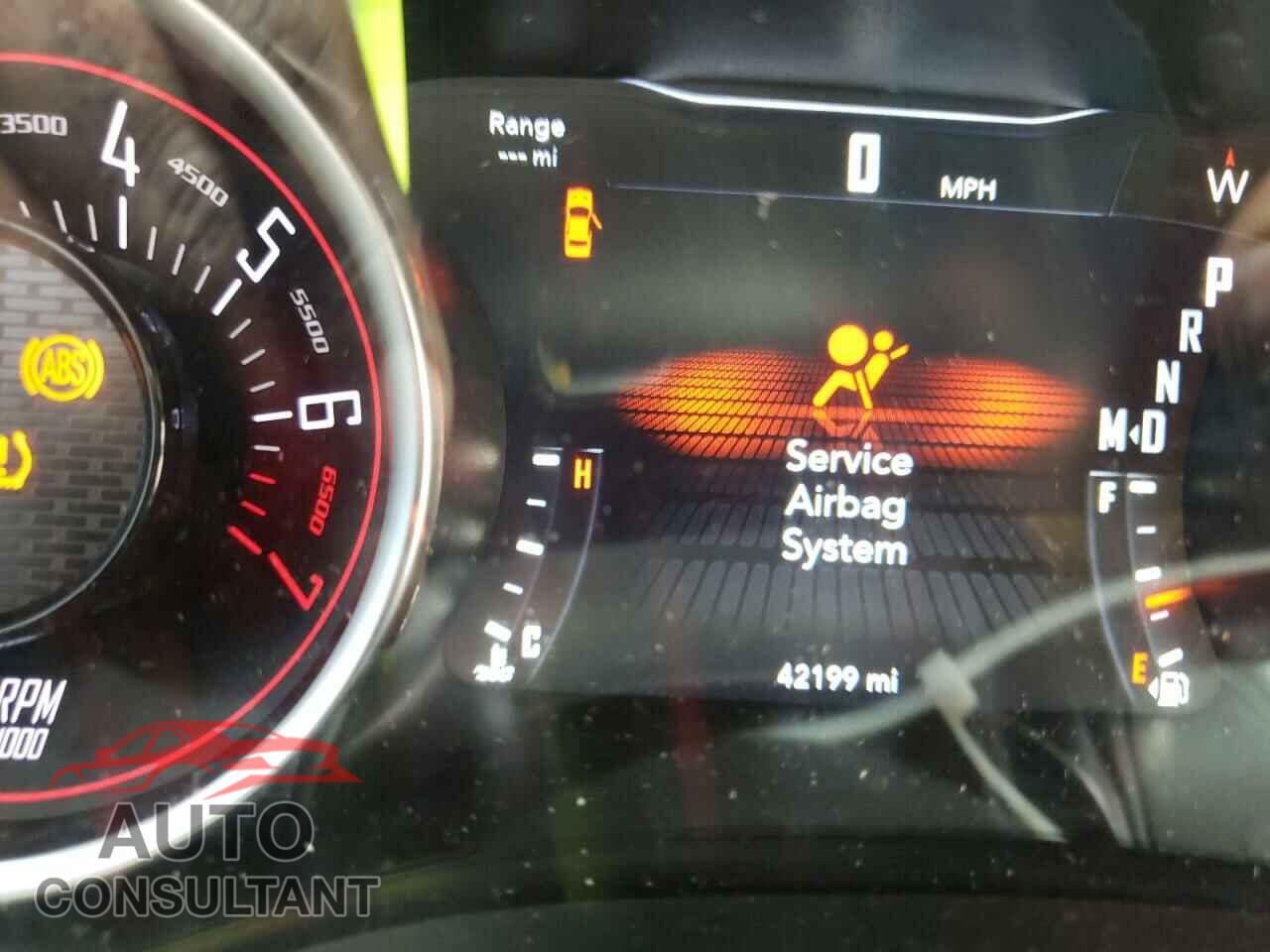 DODGE CHALLENGER 2019 - 2C3CDZAG1KH672475