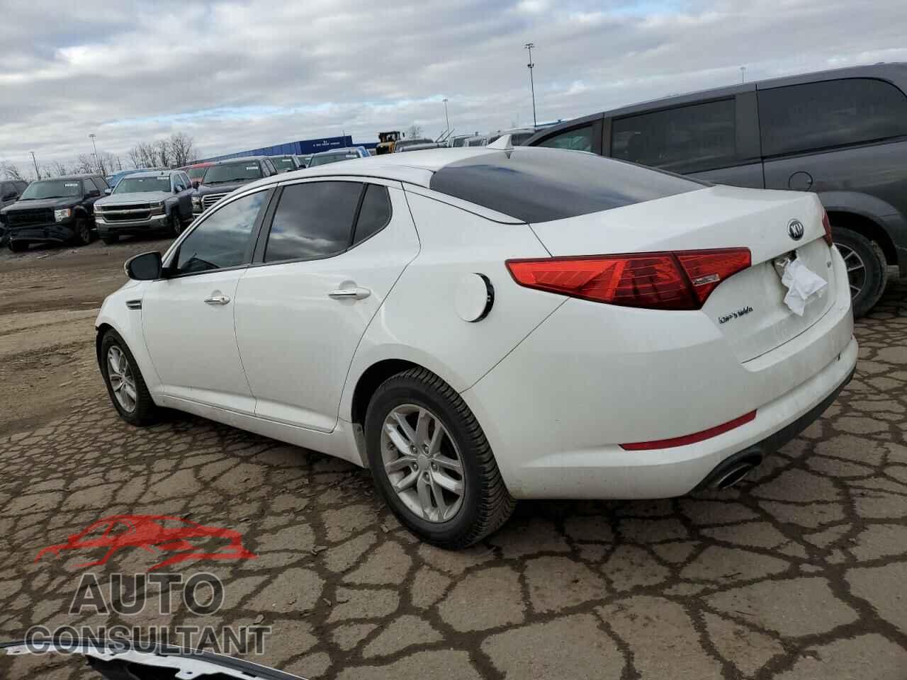 KIA OPTIMA 2013 - KNAGM4A71D5351754