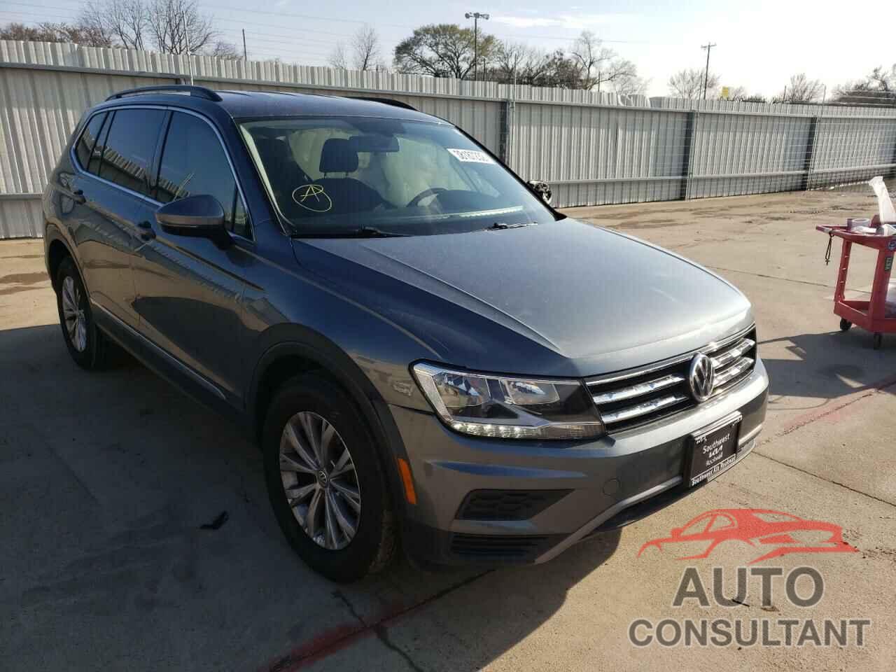 VOLKSWAGEN TIGUAN 2018 - 3VV3B7AX4JM075120