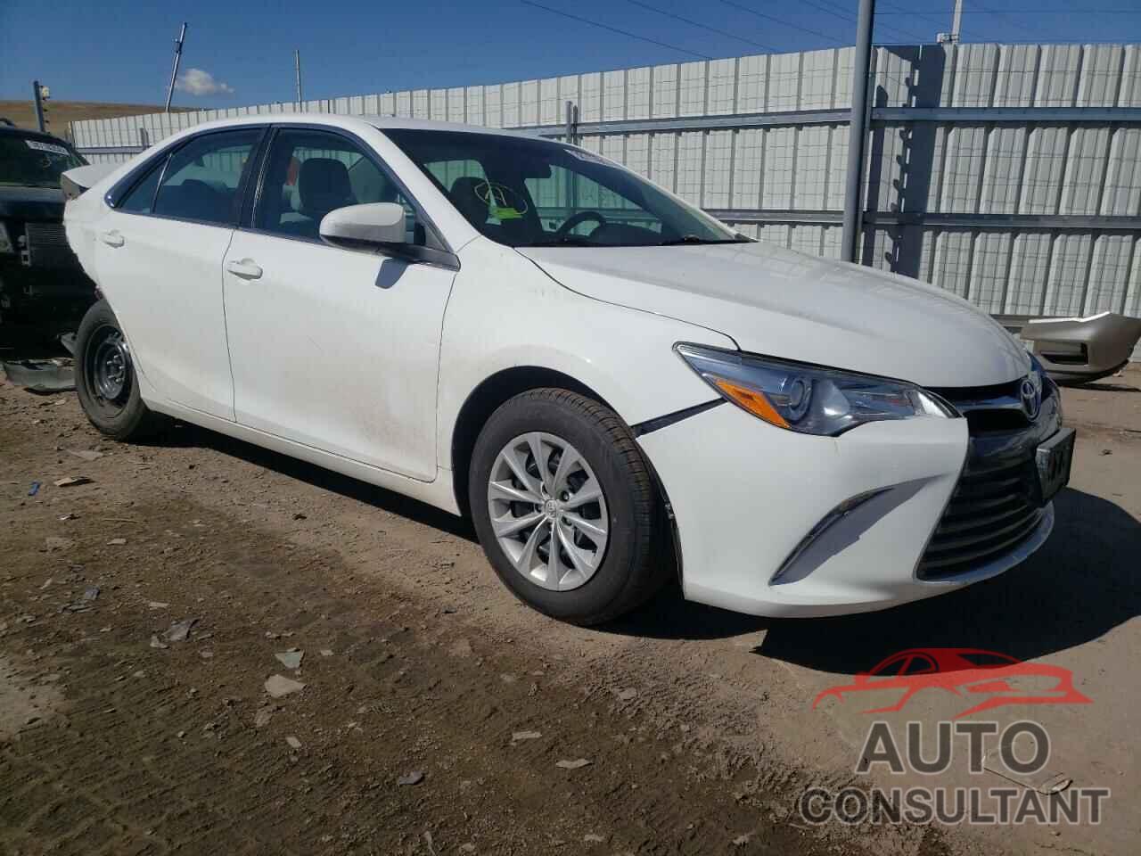 TOYOTA CAMRY 2016 - 4T4BF1FK2GR551217