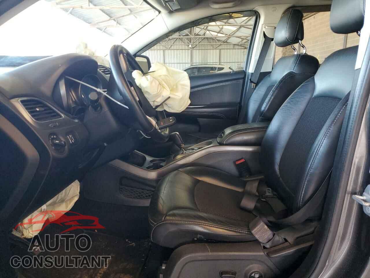 DODGE JOURNEY 2017 - 3C4PDCGG3HT530680