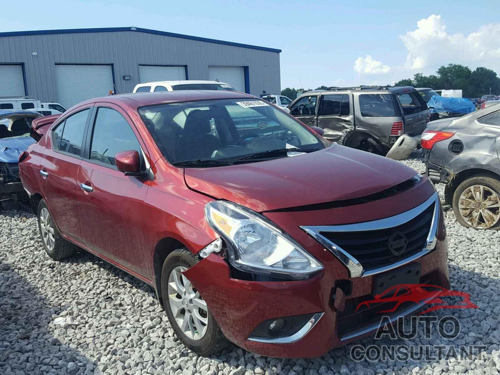 NISSAN VERSA 2017 - 3N1CN7AP9HL872875