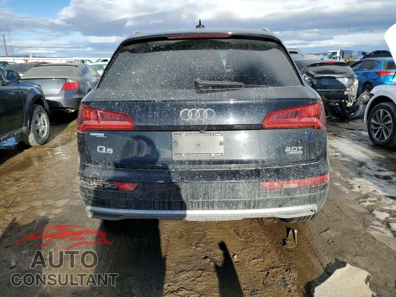 AUDI Q5 2018 - WA1BNAFY9J2010670