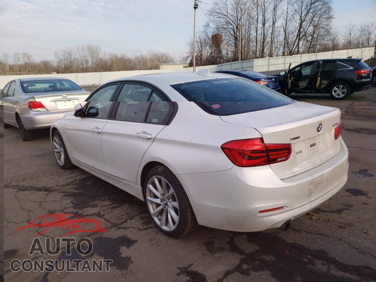 BMW 3 SERIES 2018 - WBA8A3C50JA067361