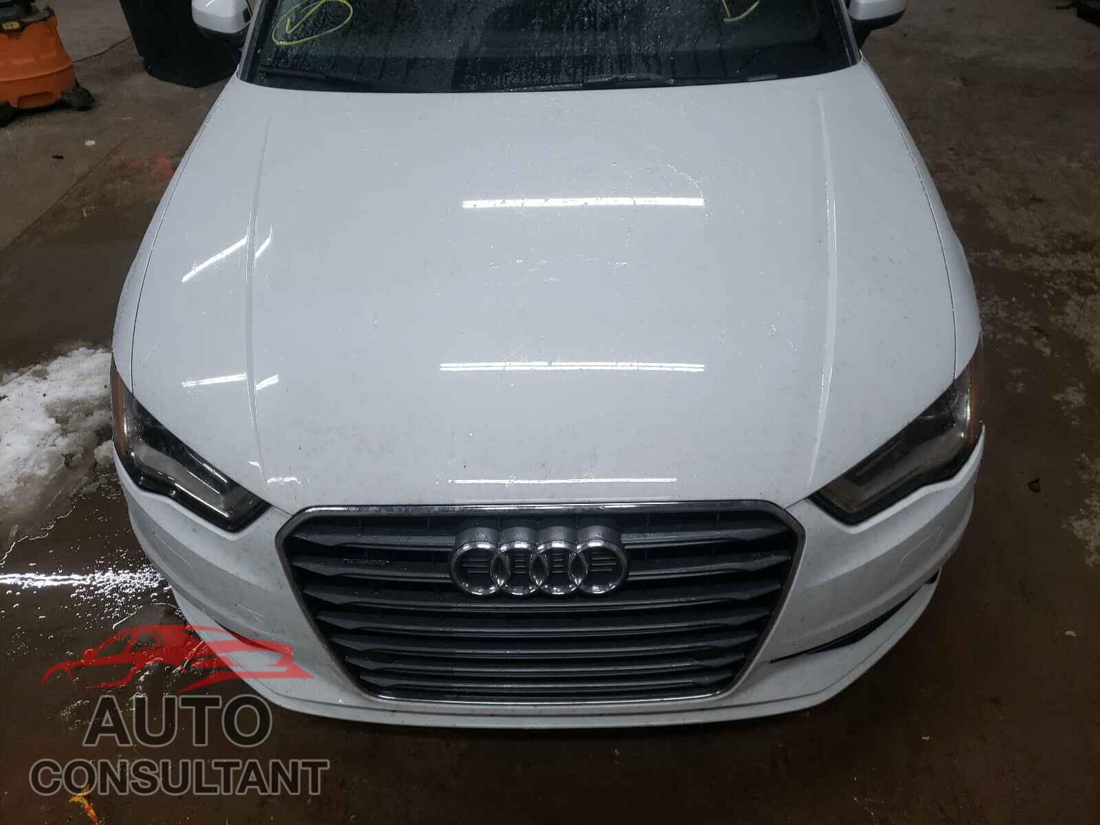 AUDI A3 2015 - WAU3FLFF5F1055844