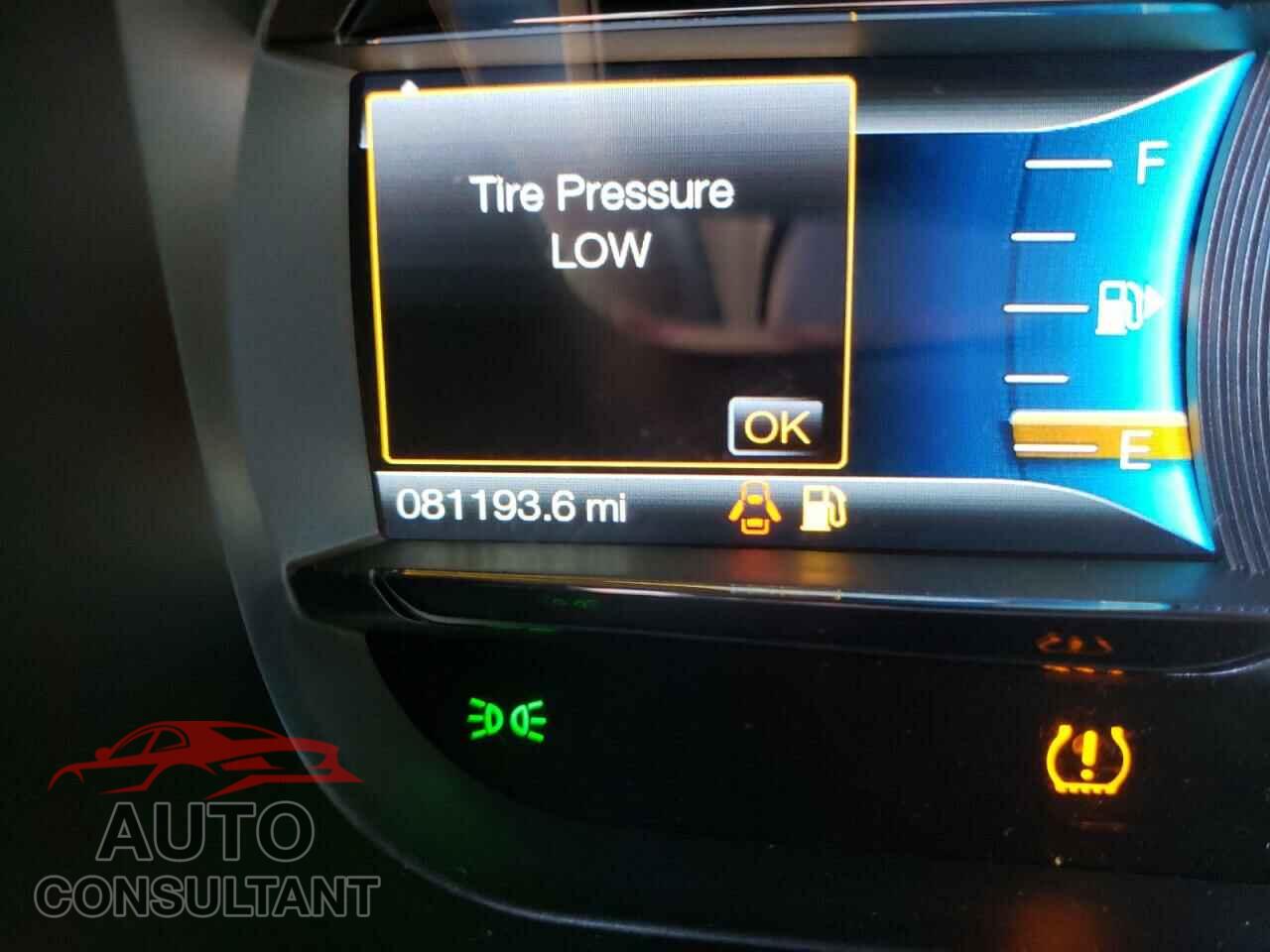 FORD TAURUS 2018 - 1FAHP2F87JG109514