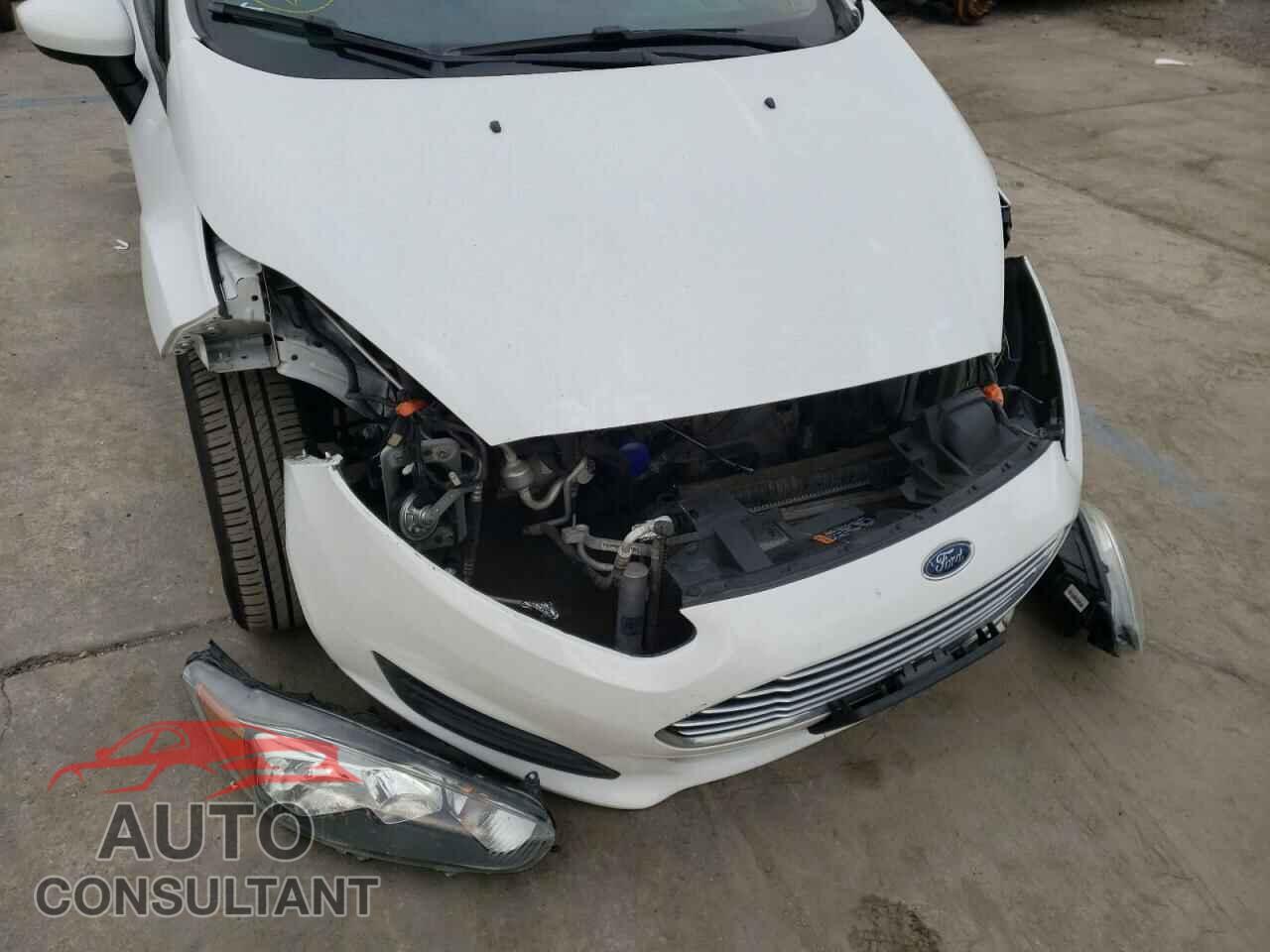 FORD FIESTA 2018 - 3FADP4EJ0JM101288